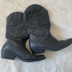Madden Girl Cowboy Boots 6.5